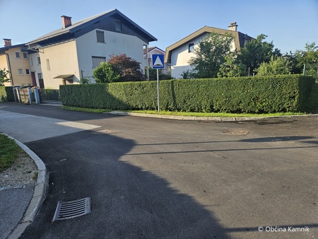 Asfaltiranje ceste na Kersnikovi in Kebetovi ulici (7)